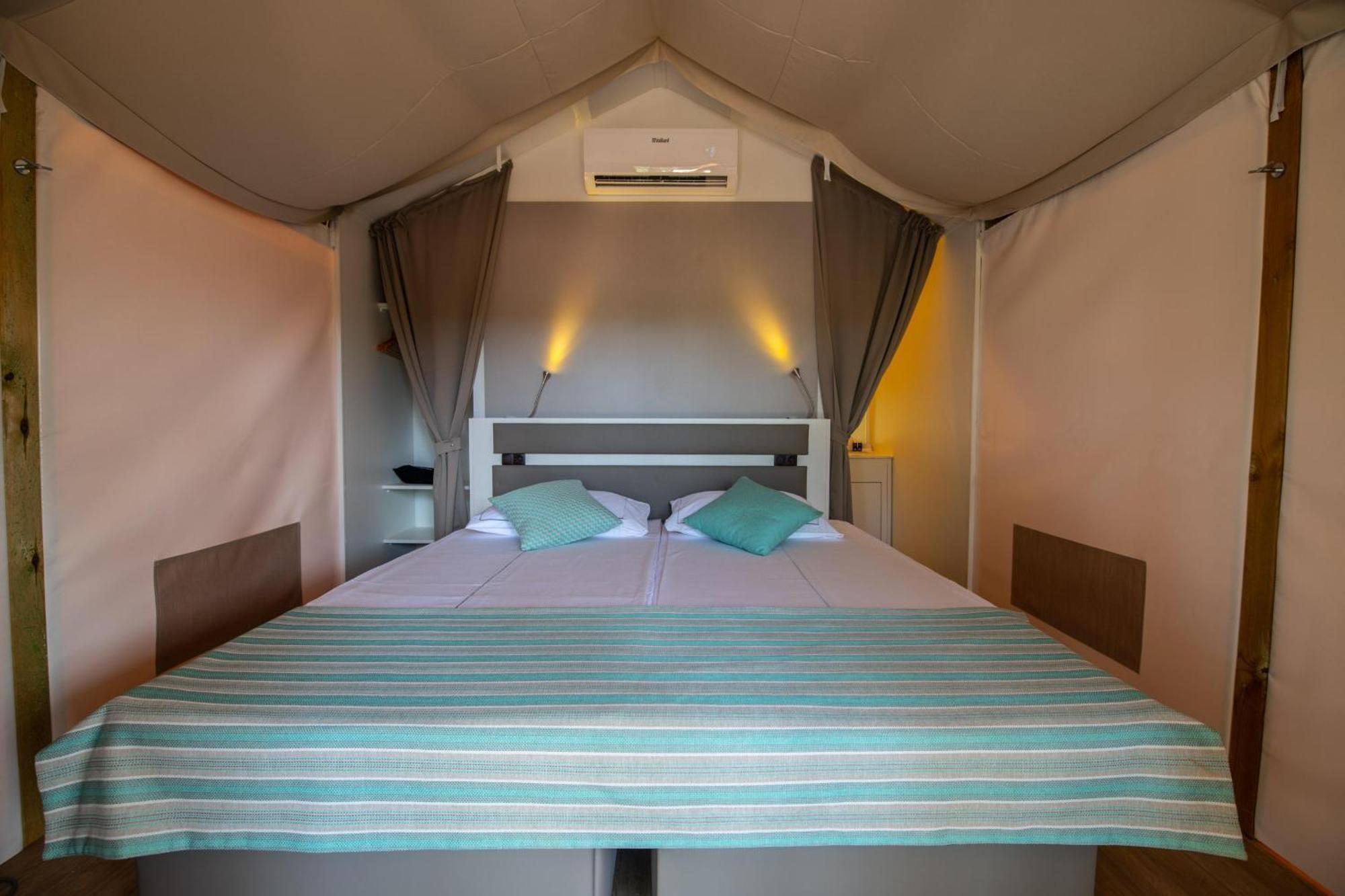 Hotel Arena One 99 Glamping Pomer Zewnętrze zdjęcie