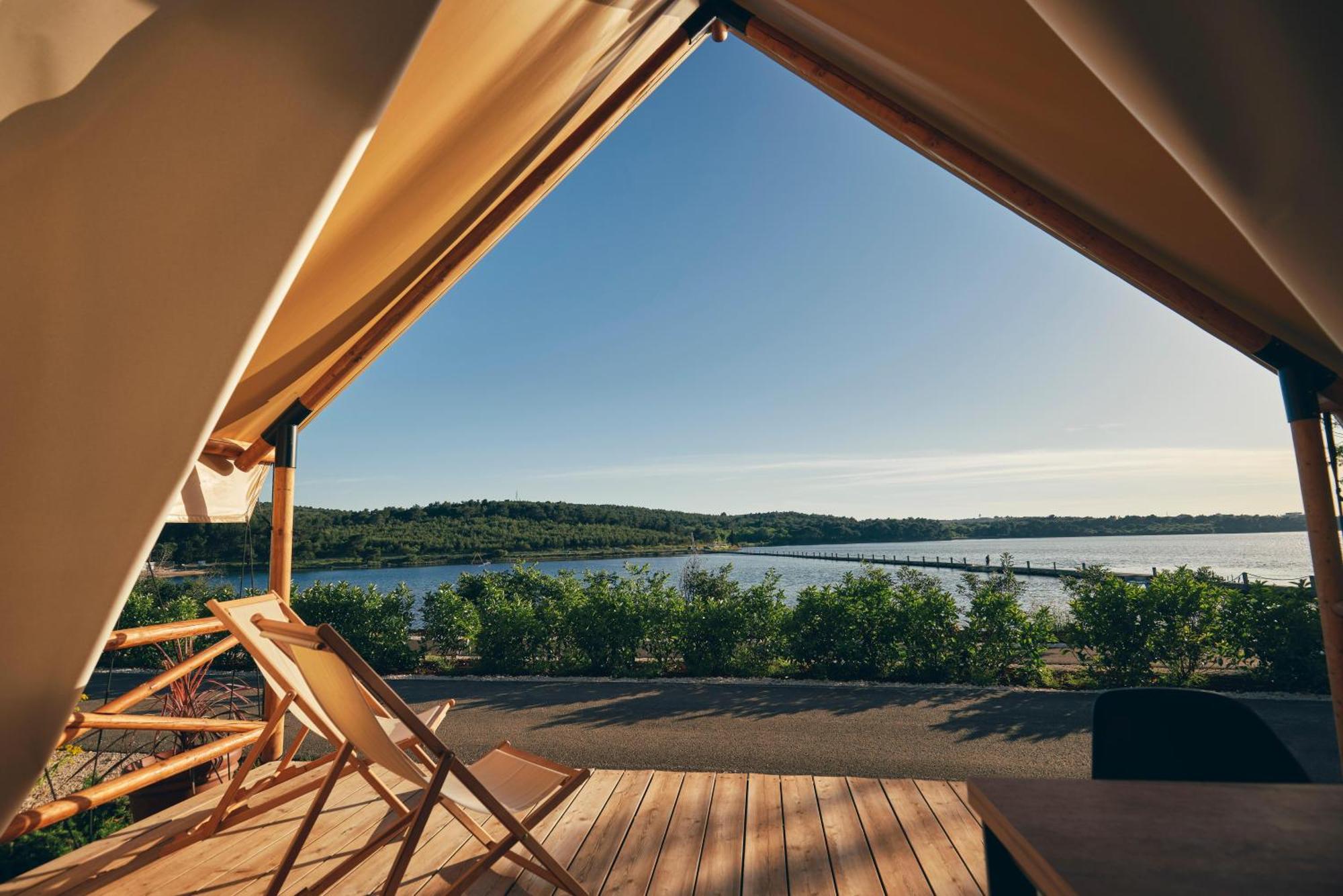 Hotel Arena One 99 Glamping Pomer Zewnętrze zdjęcie